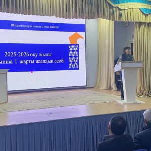 Мектебімізде жалпы ата-аналар жиналысы өткізілді.Жиында мектеп директоры Қалыбаева З.Б. 2025-202